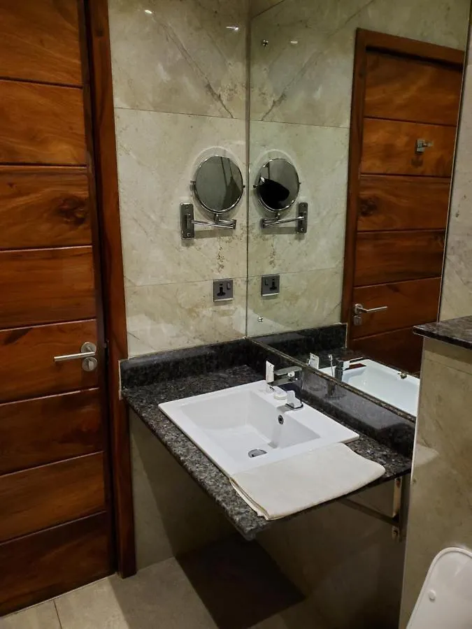 Millennium Terrace Hotel Kampala 3*,  Oeganda